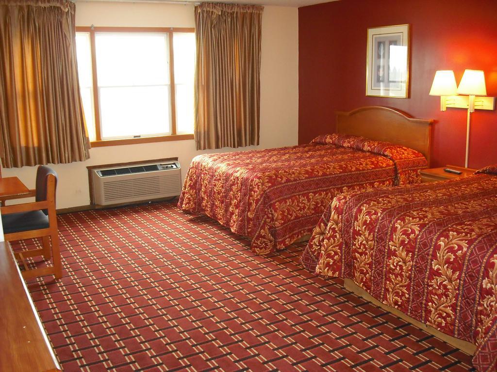 Regency Inn Хадсон Экстерьер фото